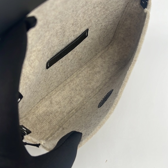 JW ANDERSON NEW Medium Anchor Bag-Felt Shoulder Bag - Picture 11 of 16